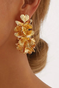 Hadley | Pendientes de Diseño Floral en Forma de C