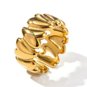 Hazel | Anillo Envolvente en Forma de Corazón