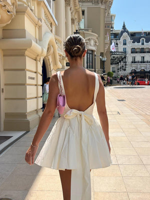 Magnolia | Vestido Mini de Espalda Abierta