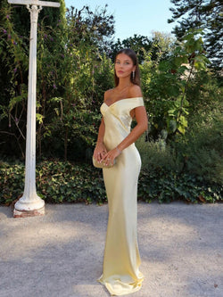 Emory | Vestido Maxi de Satén sin Espalda